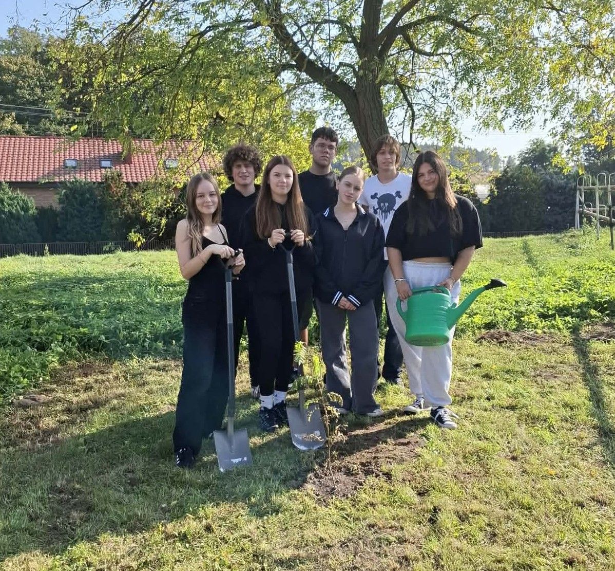 🌳 Dzień Drzewa w ZSP Nietążkowo! 🌳